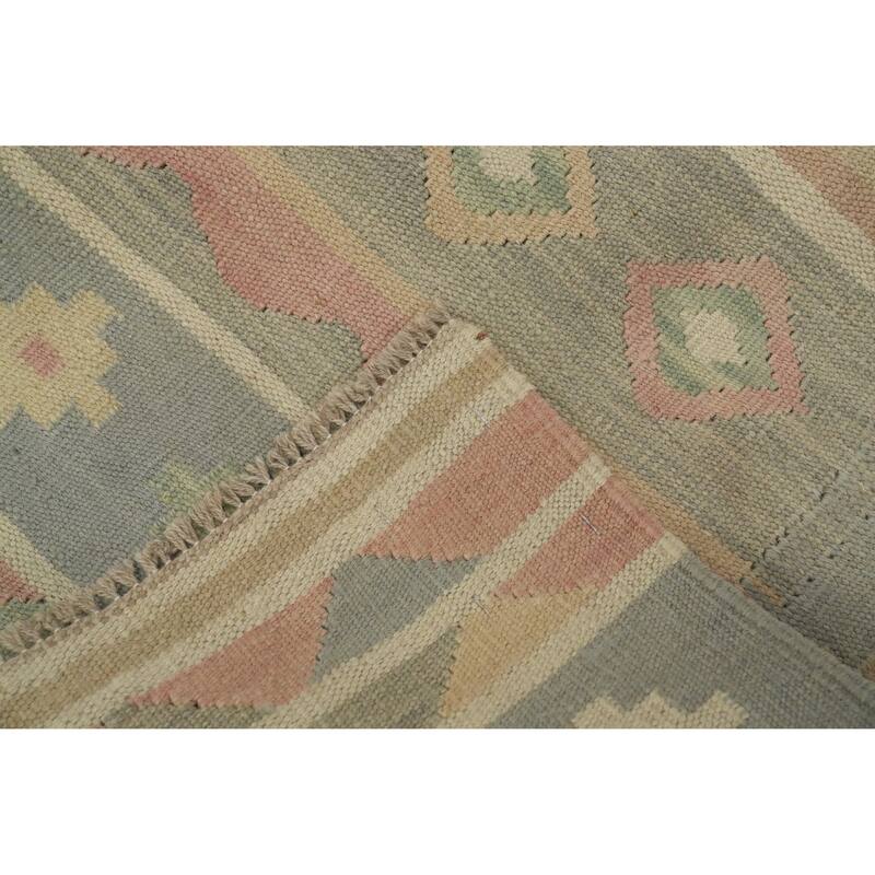 Hand Woven Oriental 100% Wool Carpet Southwestern Tribal Multi-Colored Kilim Area Rug - 5' 6'' X 4' 2''