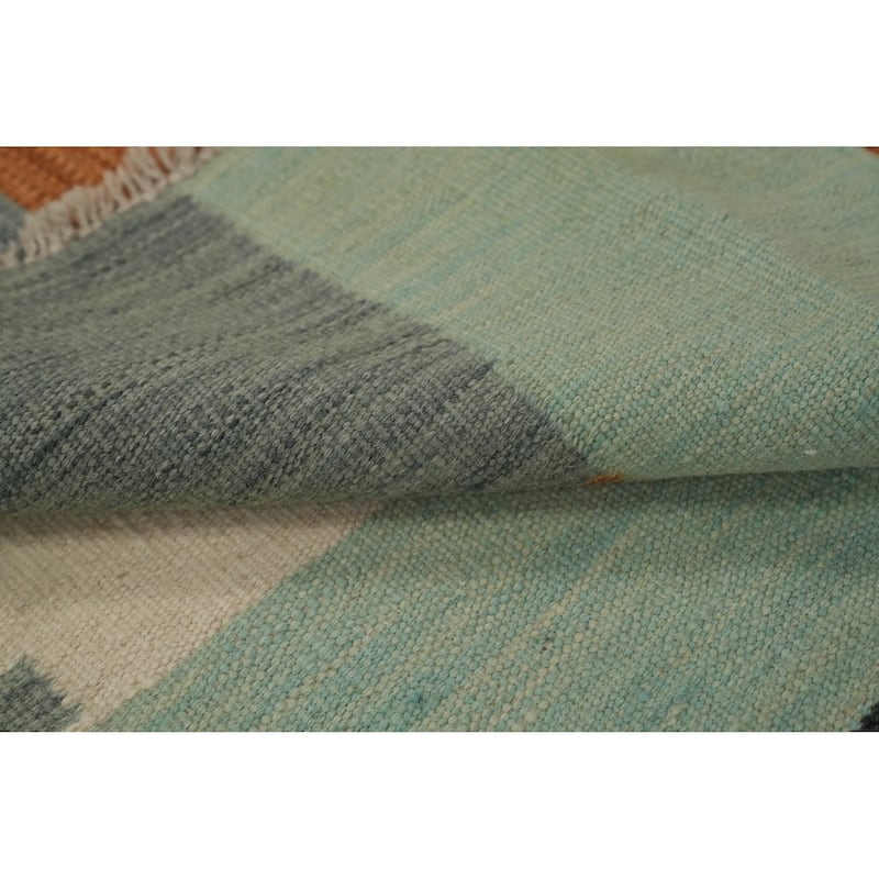 Hand Woven Southwestern Wool Multi-Colored Geometric Area Rug - 5' 9'' X 4' 0''