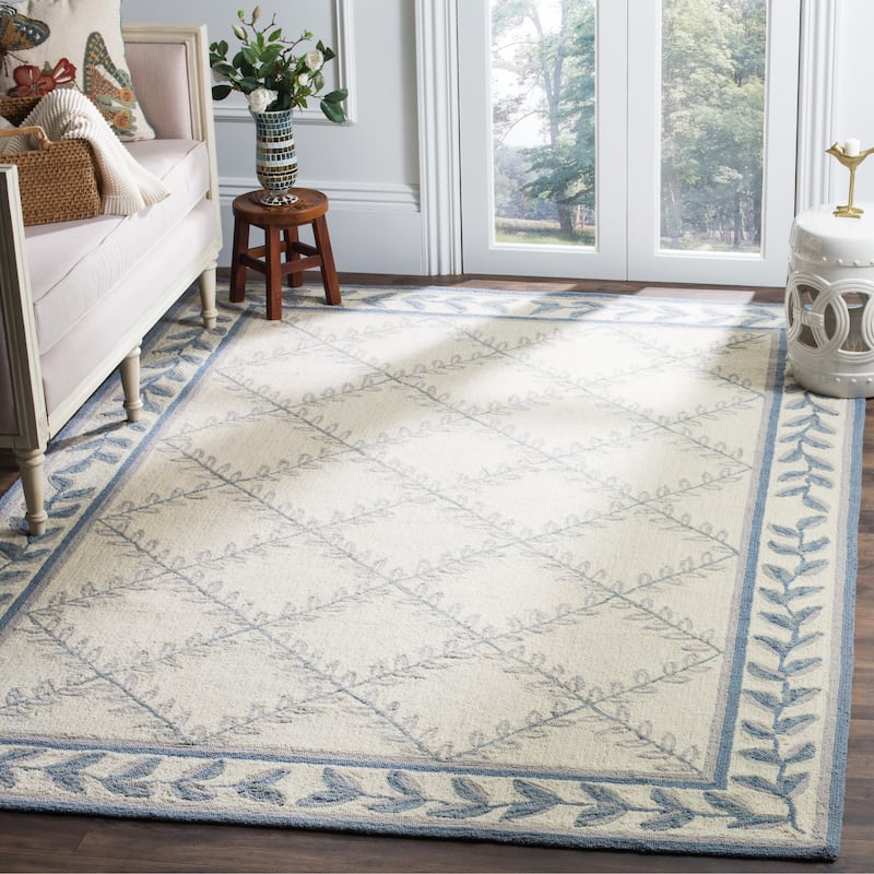 SAFAVIEH Handmade Easy Care Risa Oriental Trellis Rug