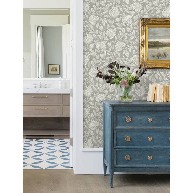 Chesapeake Vadouvan Grey Jacobean Trail Wallpaper