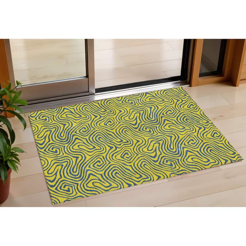 HomeRoots Abstract Transitional Rectangle Outdoor Rug - 3' x 5'