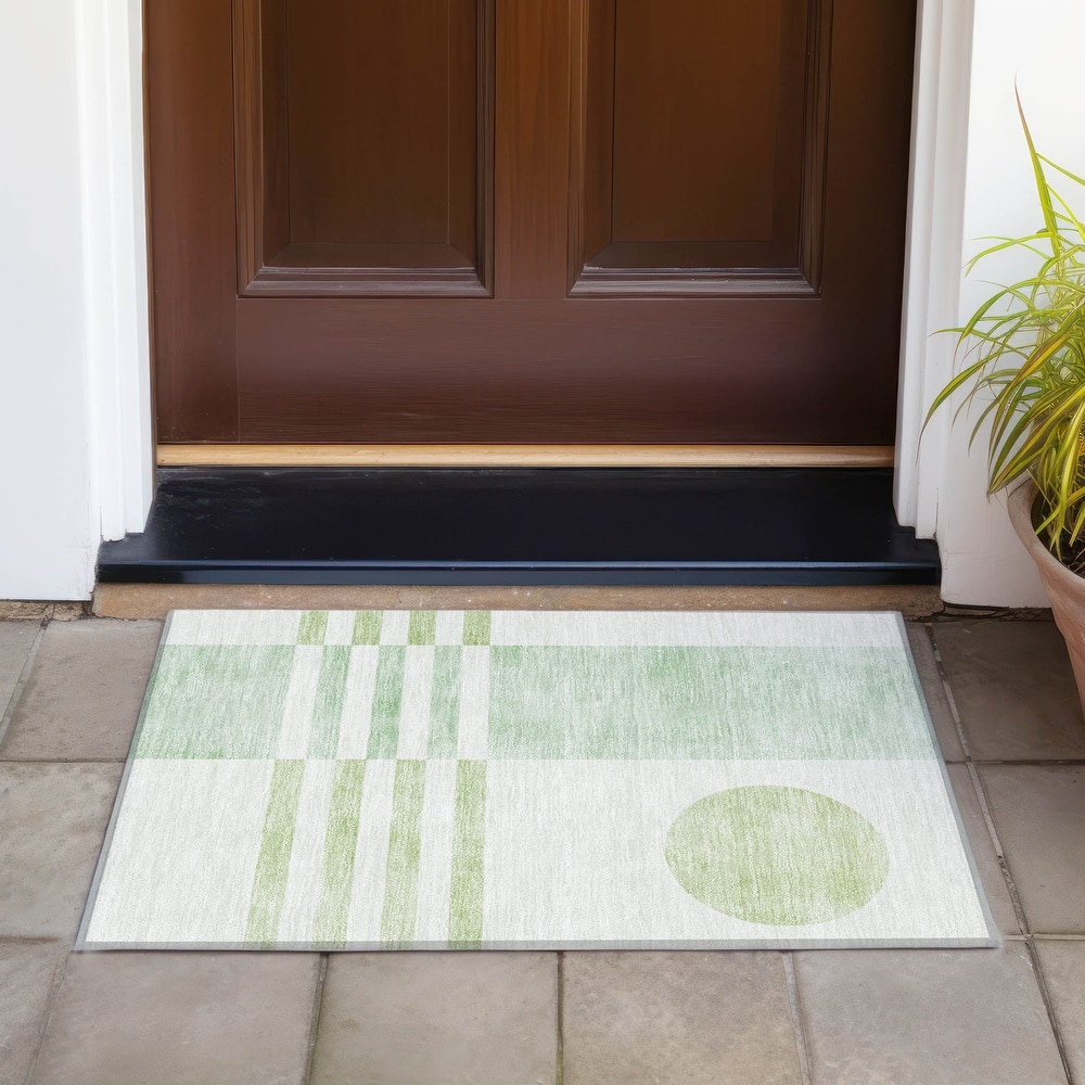 Machine Washable Indoor/Outdoor Modern Fusion Chantille Rug