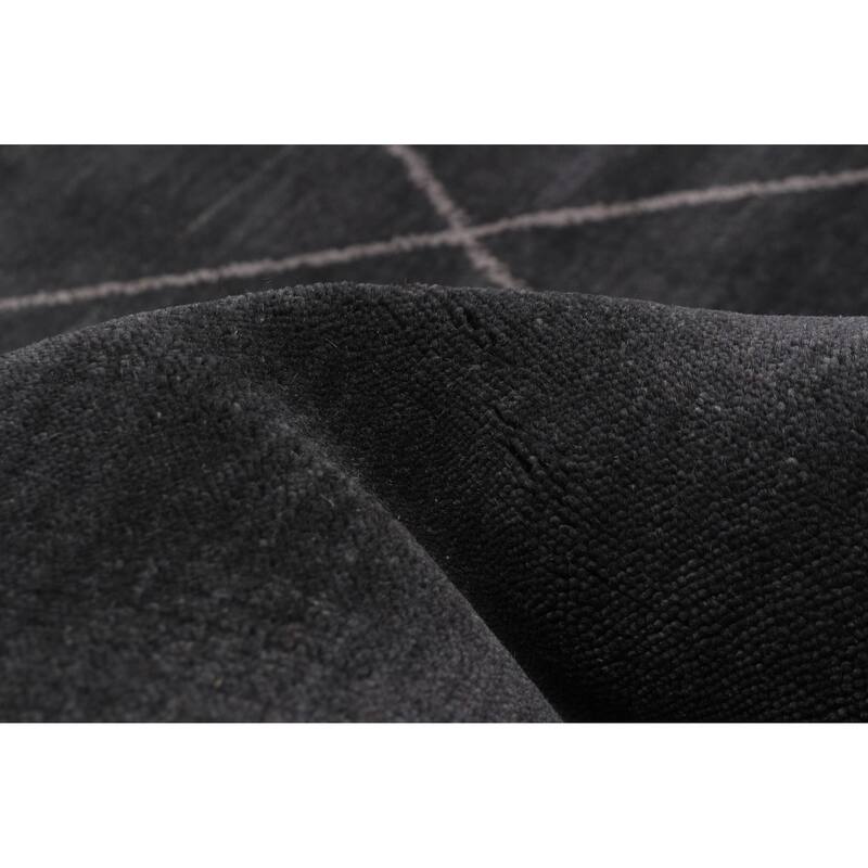 Kashkuli Gabbeh Grey Rug 6'7" x 9'9" - 6'7 x 9'9