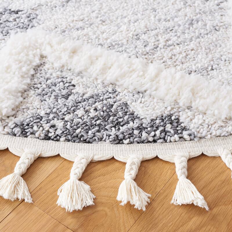 SAFAVIEH Moroccan Tassel Shag Lennie Trellis 2-inch Thick Rug
