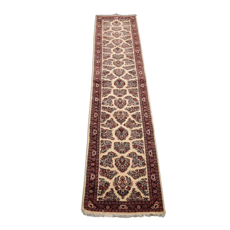 2'9''x13'1'' Runner Hand Knotted Wool Ivory Sarouk Traditional Rug - 2' 9'' x 13' 1''