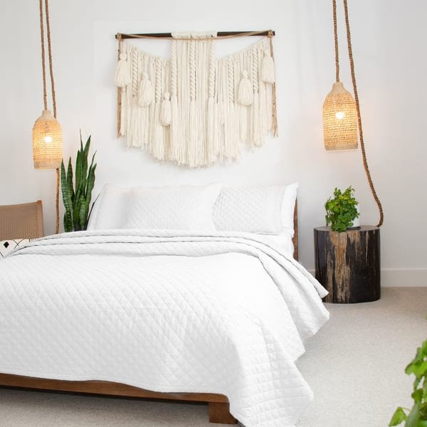 Jennifer Adams Diamond Blanket/Coverlet Bed Bath & Beyond 33245563