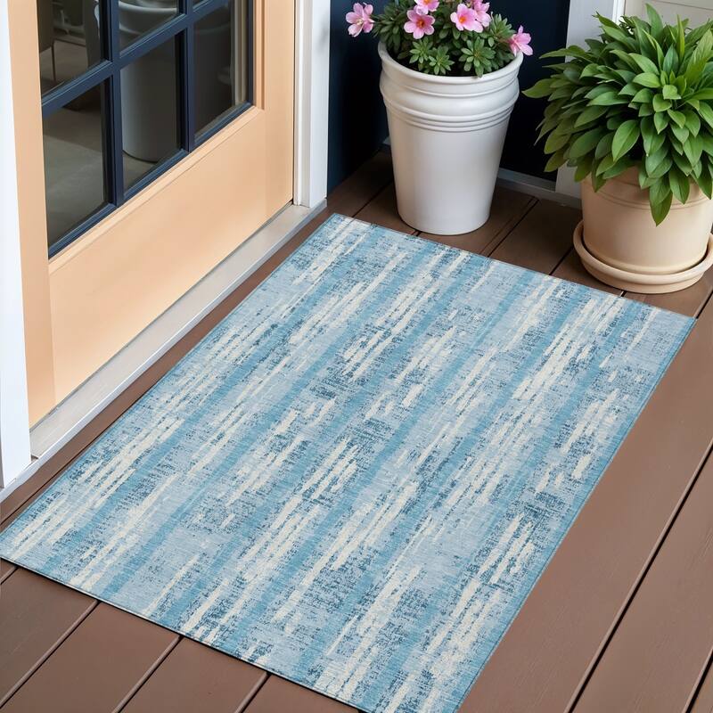 HomeRoots Striped Transitional Rectangle Outdoor Rug - 3' x 5'