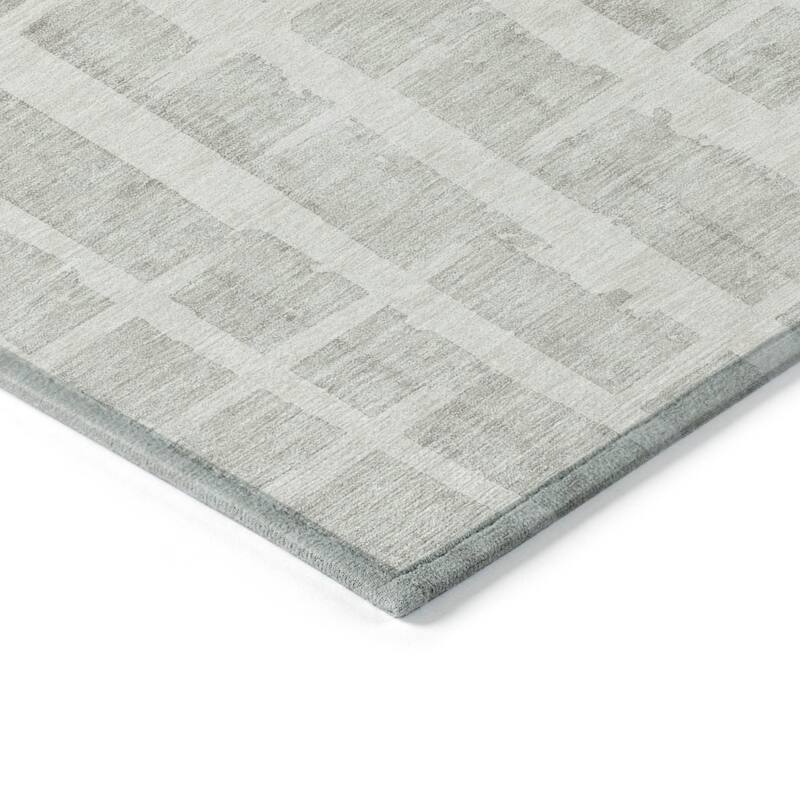 HomeRoots Striped Transitional Rectangle Outdoor Rug