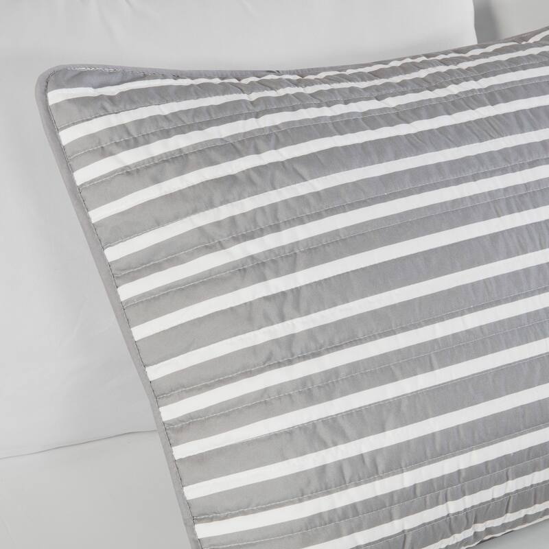 Intelligent Design Matteo Teal Reversible Quilt Set with Throw Pillows