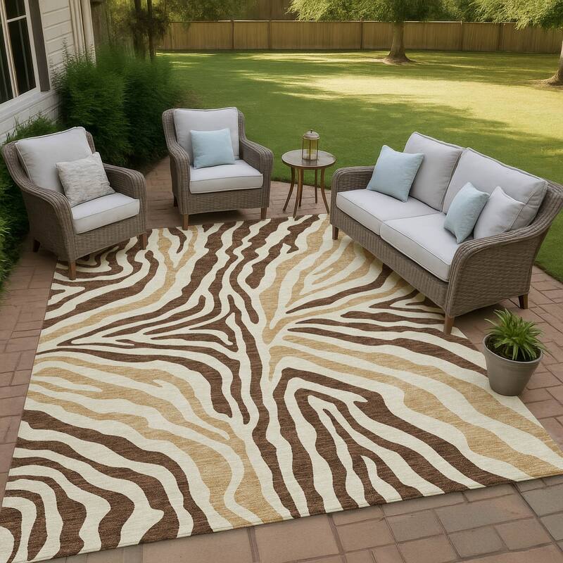 Machine Washable Indoor/ Outdoor Modern Prints Chantille Rug - Fudge - 2'6" x 3'10"