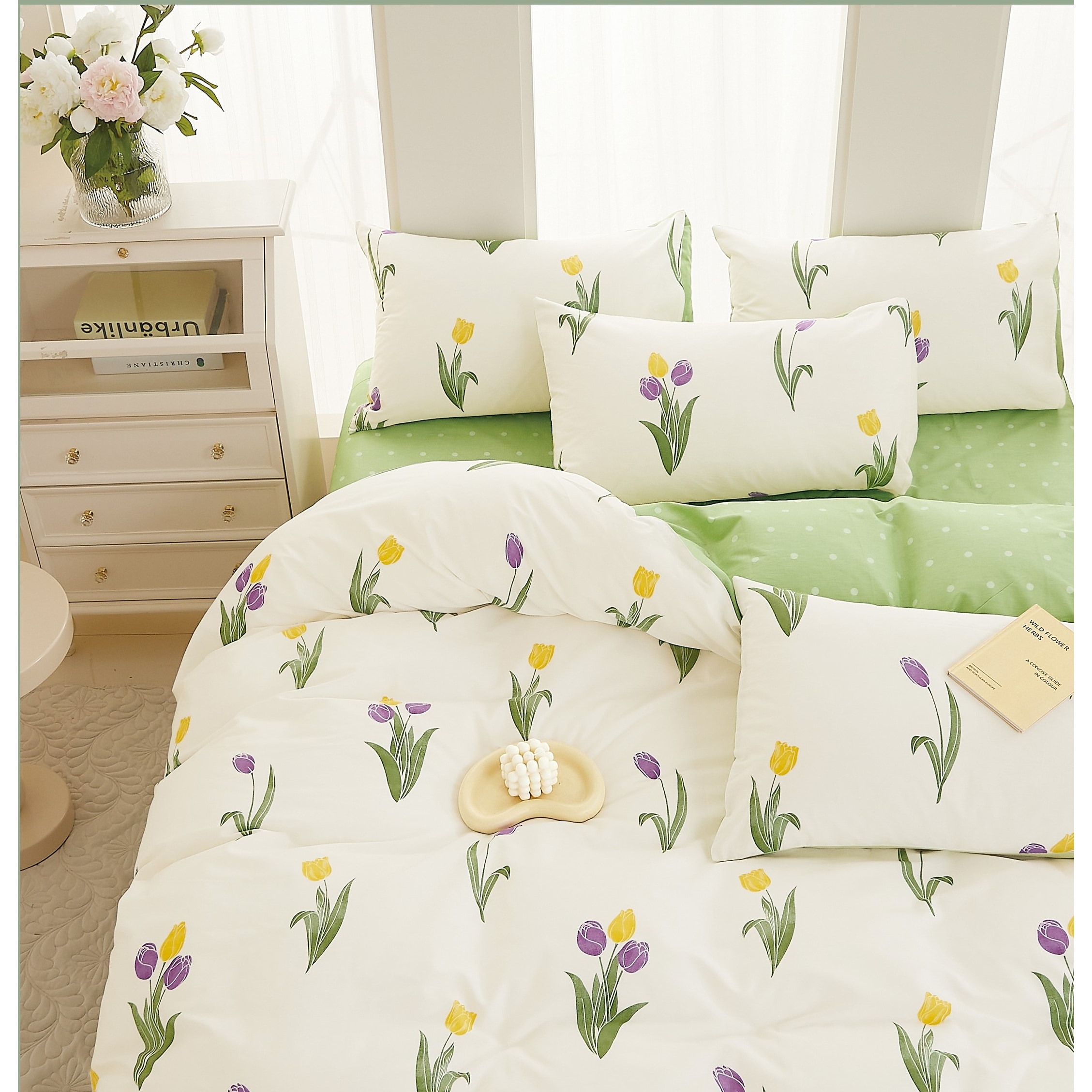 Amy Tulip Farmhouse White Purle 100% Cotton Reversible Comforter Set Queen