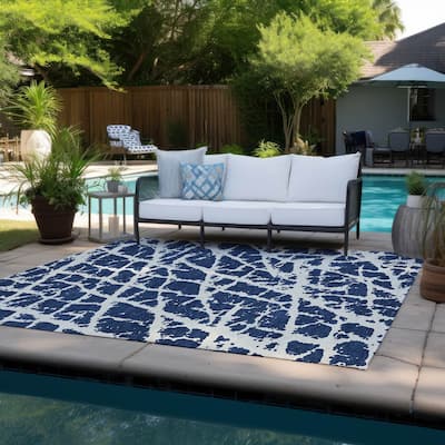 Machine Washable Indoor/ Outdoor Transitional Navy Crackle Chantille Rug
