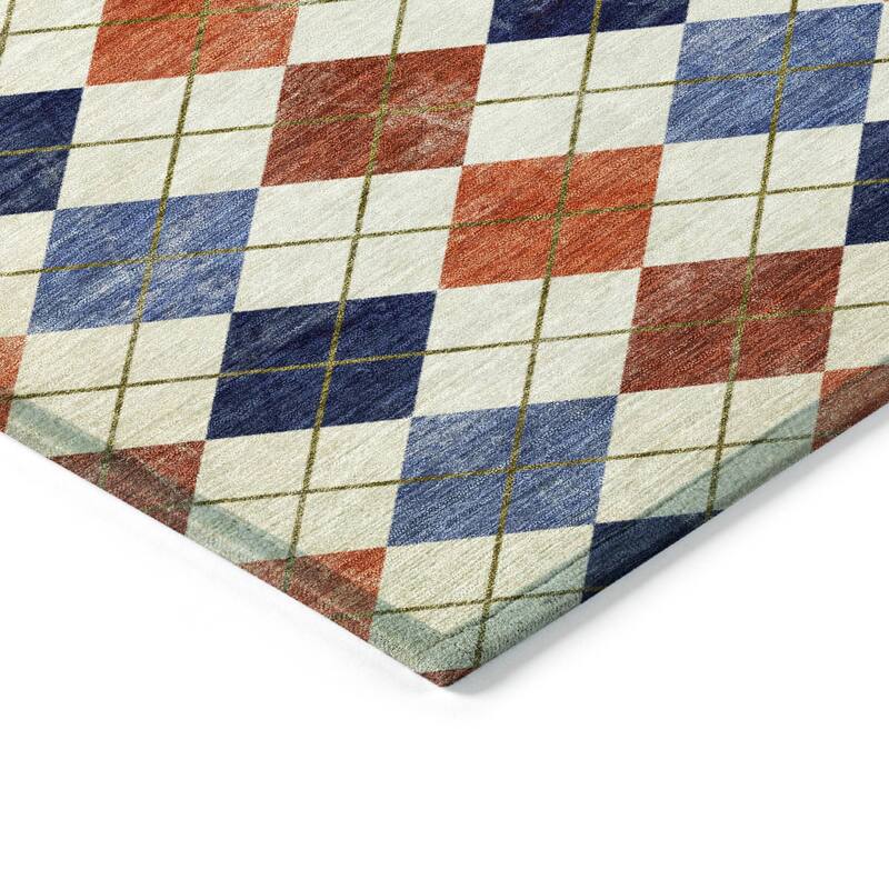 Machine Washable Indoor/ Outdoor Modern Argyle Chantille Rug