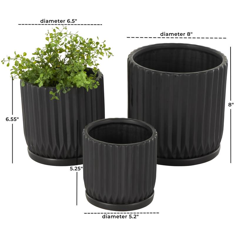 Black or White Ceramic Ribbed Indoor Outdoor Planter with Attached Saucer (Set of 3)