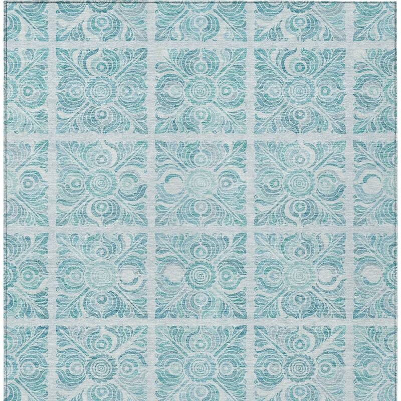 HomeRoots Medallion Transitional Rectangle Outdoor Rug