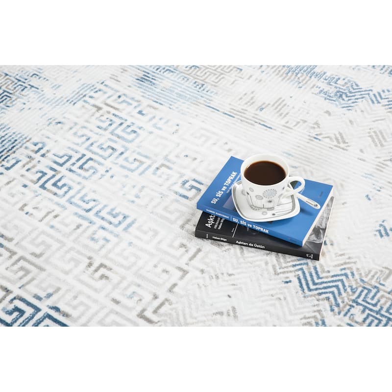 Trendy Collection Neutral Ivory, Tan, and Blue Greek Key Rug