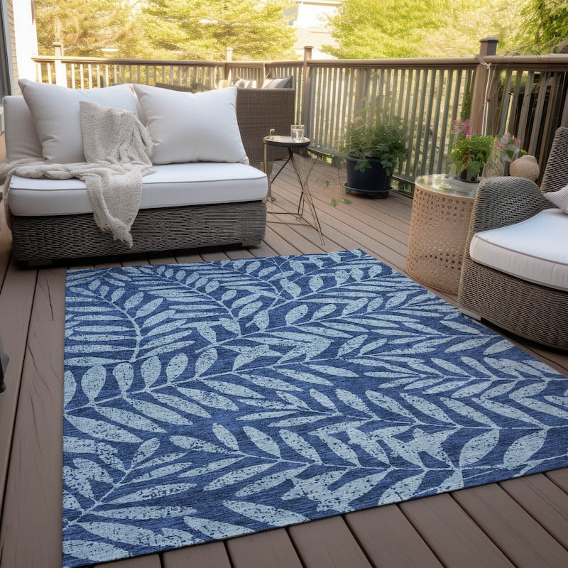 Machine Washable Indoor/ Outdoor Chantille Palm Rug