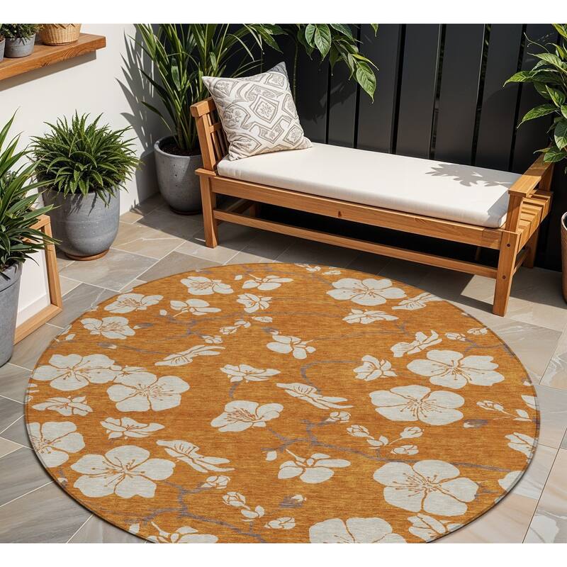 HomeRoots Floral Transitional Rectangle Outdoor Rug - 8' Round