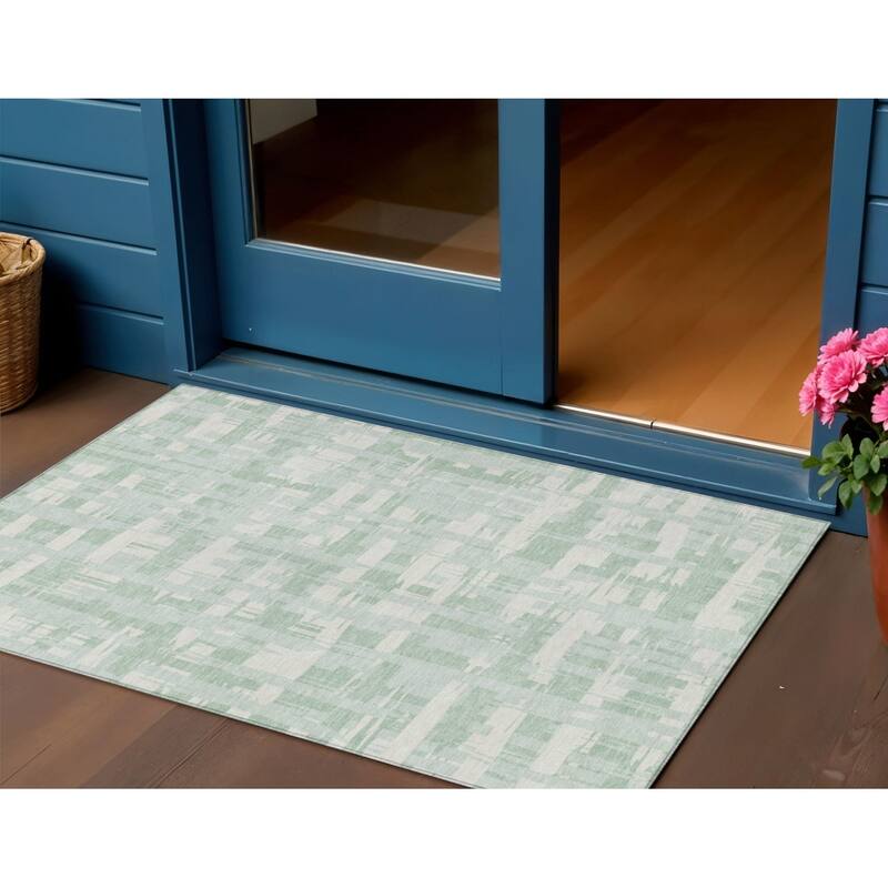 HomeRoots Striped Transitional Rectangle Outdoor Rug - 3' x 5'