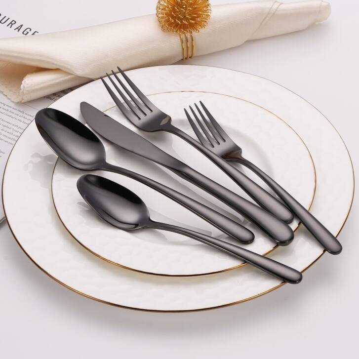 20 Pc Flatware Set Silver with White/Black Colorblock Handles - Black