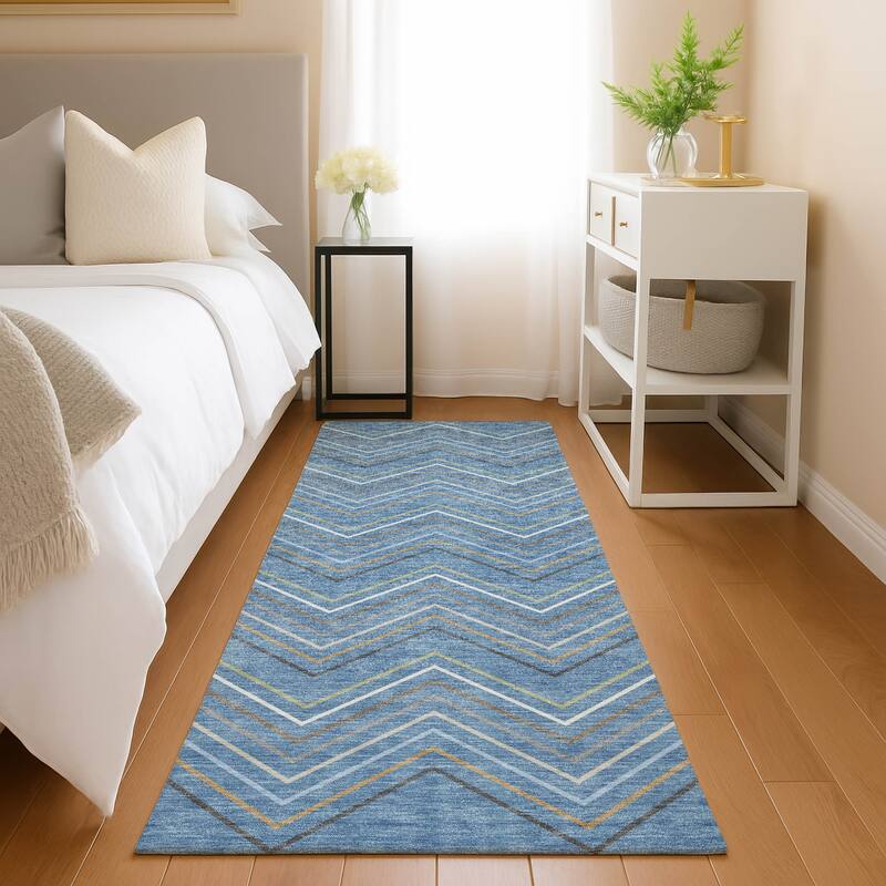 Machine Washable Indoor/ Outdoor Modern Chevron Chantille Rug