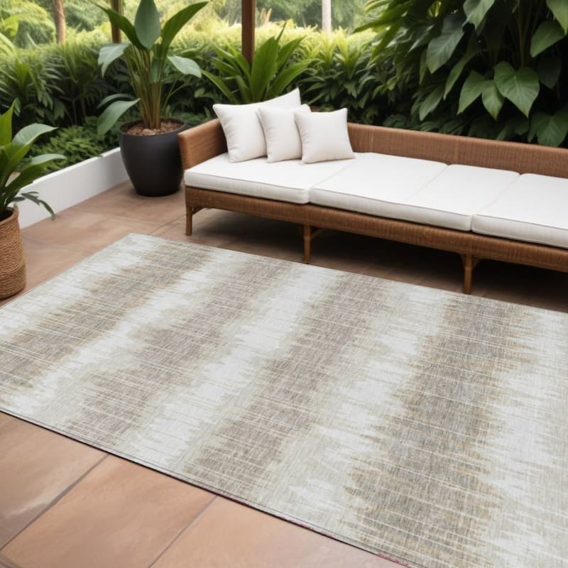 HomeRoots Striped Transitional Rectangle Outdoor Rug - 9' X 12'