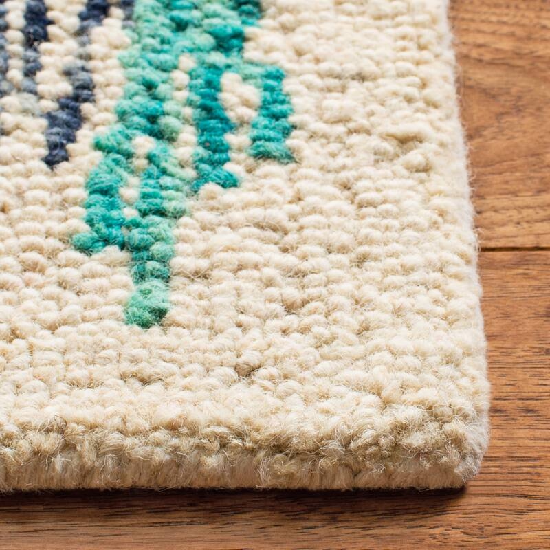 SAFAVIEH Handmade Aspen Canser Boho Tribal Wool Rug