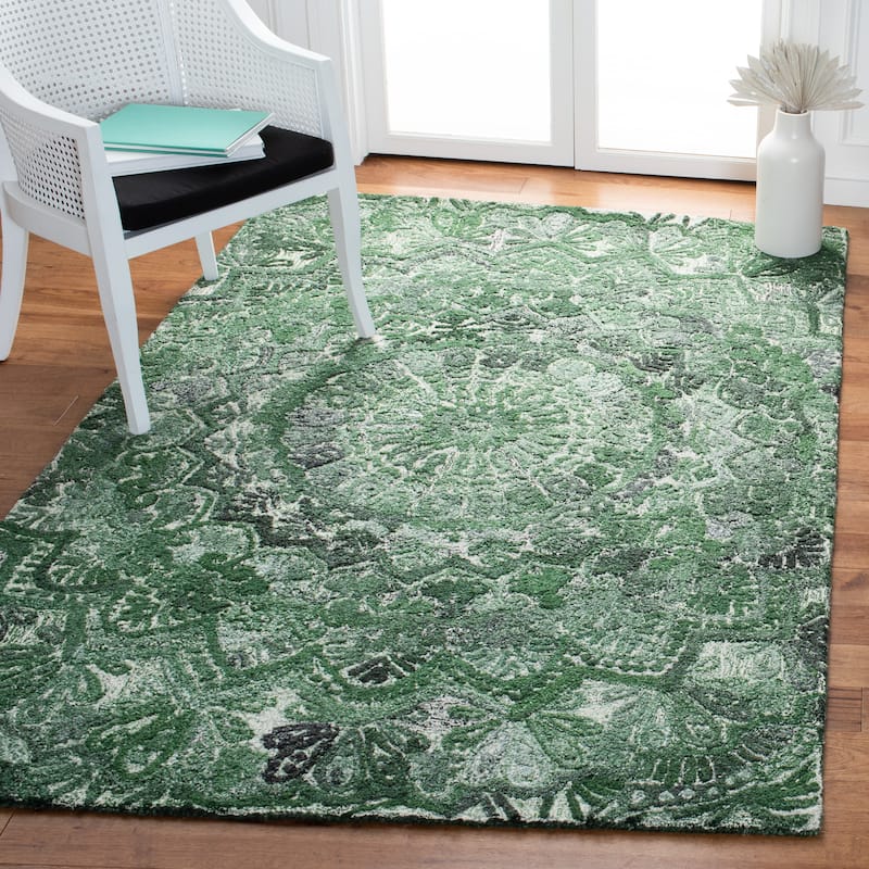 SAFAVIEH Handmade Marquee Genta Modern Medallion Wool Rug - 6' Square - Green/Ivory - Square