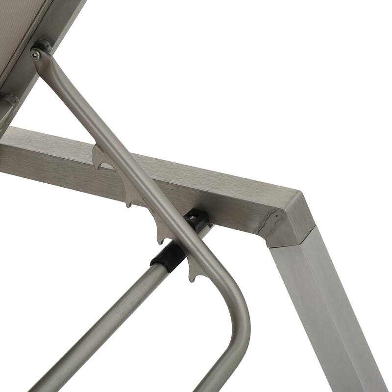 Outdoor aluminum frame mesh chaise lounge chair