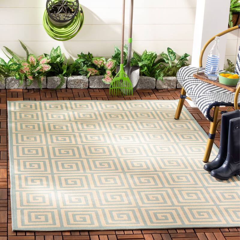 SAFAVIEH Beach House Anarsija Indoor/ Outdoor Waterproof Patio Backyard Rug