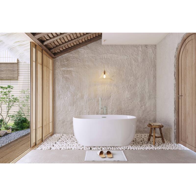 Adler Soaking Bathtub in Glossy White