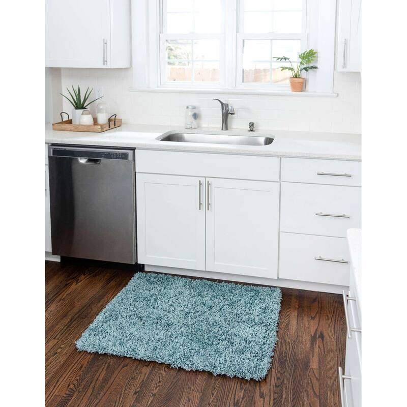 Shag Laurian Collection Area Rug