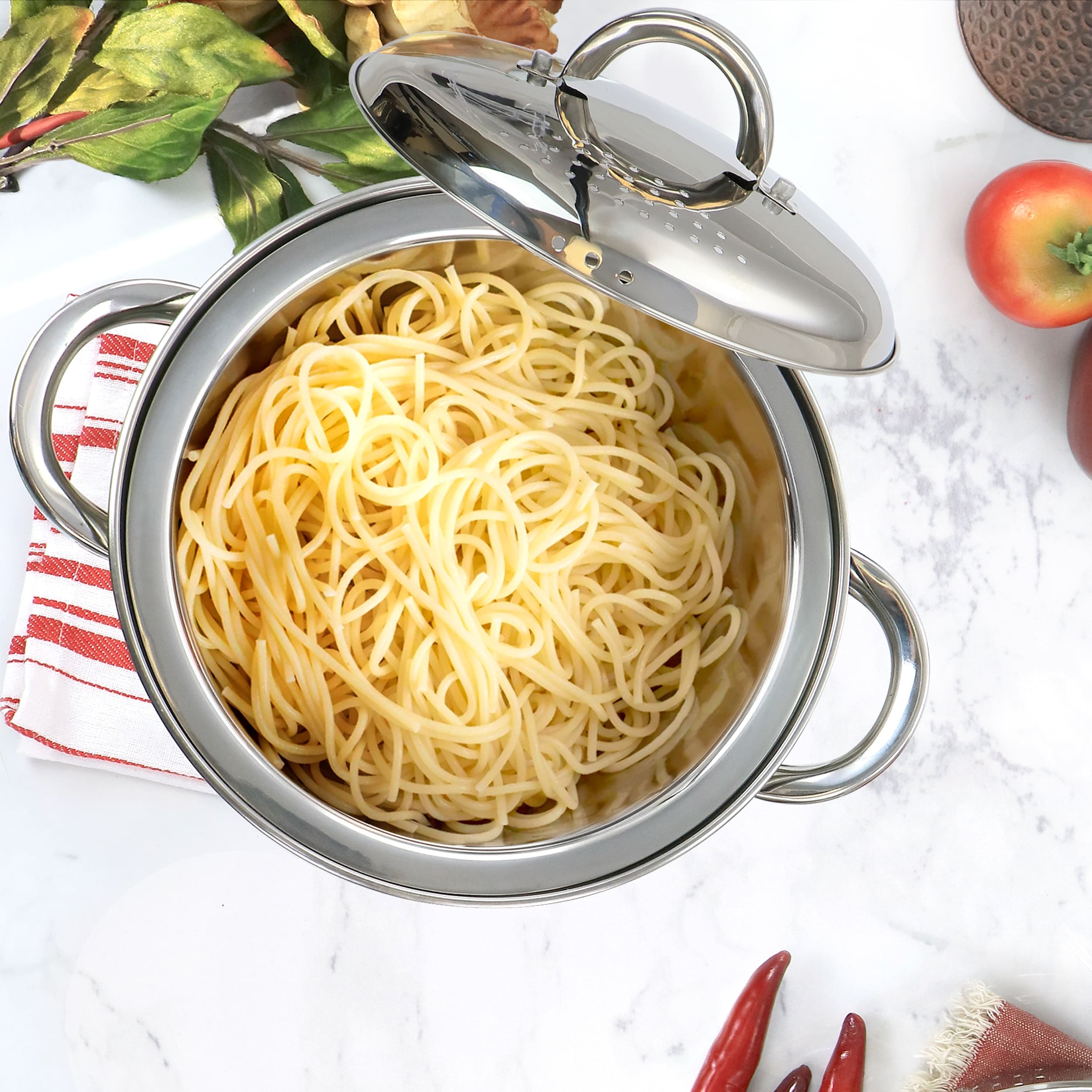 https://ak1.ostkcdn.com/images/products/is/images/direct/03c91cc4bd7b5ecf21e1f2da89b45c830497a882/Oster-Sangerfield-5Qt-Pasta-Pot-with-Strainer-Lid-and-Steamer.jpg