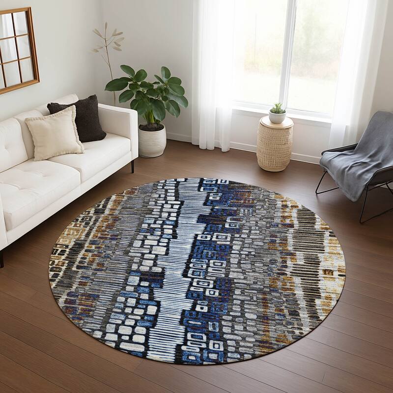 Machine Washable Indoor/ Outdoor Geo Mosaic Chantille Rug