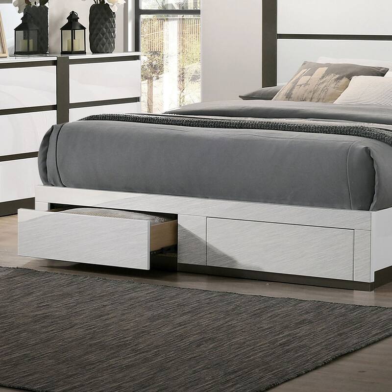 Conjira Modern White Wood 3-Piece Storage Platform Bedroom Set with USBs by Furniture of America