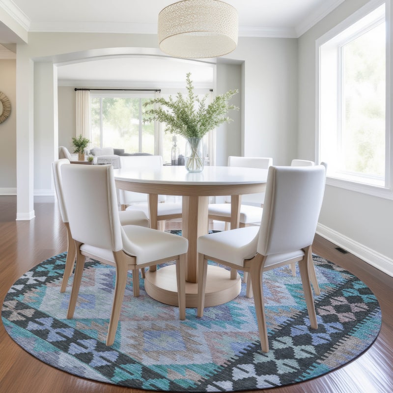 Machine Washable Indoor/ Outdoor Boho Global Chantille Rug