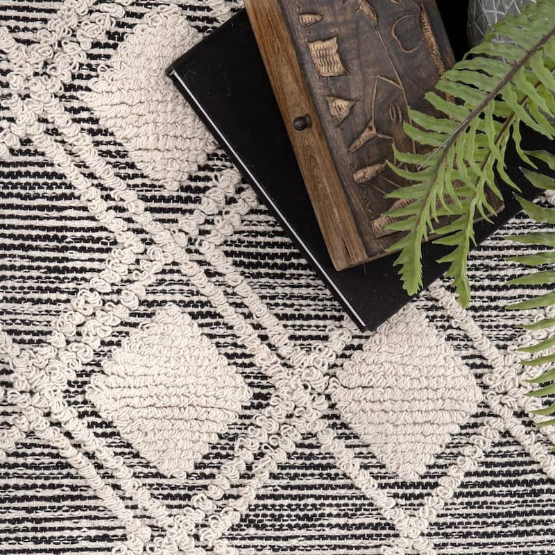 Nuloom Ivory Cotton Handmade Modern Geometric Trellis Cary Area Rug