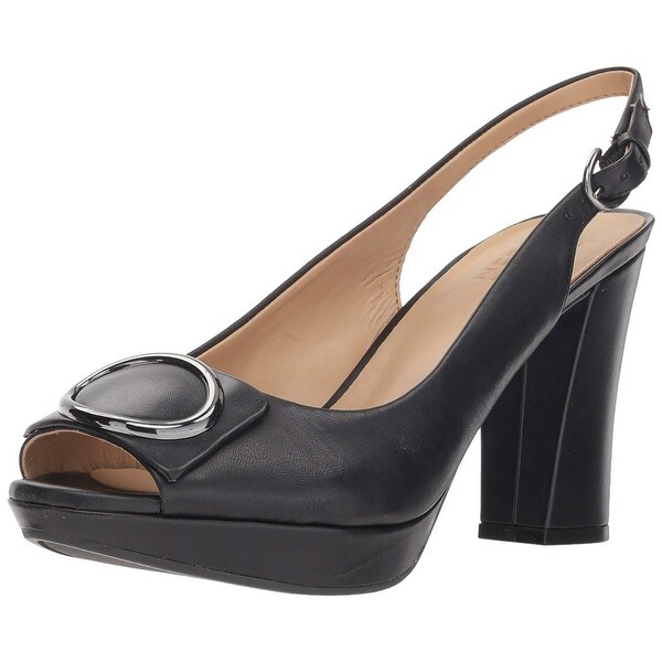naturalizer platform pumps