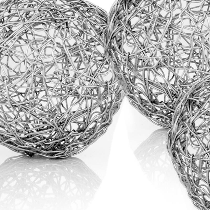 HomeRoots Set of Three Silver Wire 4" Decorative Orbs - 4' X '4' X '4