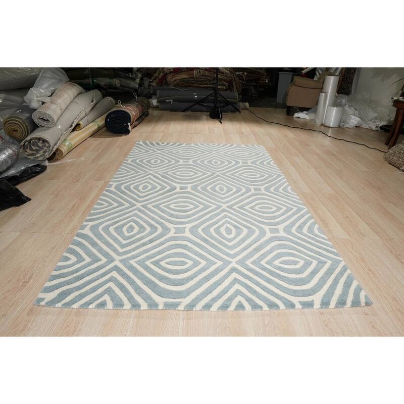 Hand-Tufted Wool Modern Tufted Stripes Rug, 5' x 8', Blue Area Rug, Contemporary Soft Design for Home Spaces - L