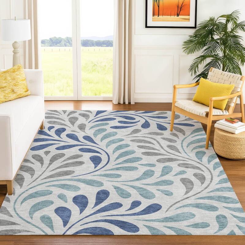 Machine Washable Indoor/ Outdoor Floral Arabesque Chantille Rug
