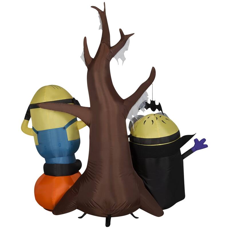Gemmy Airblown Minions w/Tree and Pumpkin Scene Universal, 5.5 ft Tall, Multi