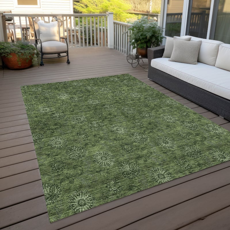 Machine Washable Indoor/ Outdoor Chantille Floral Burst Rug