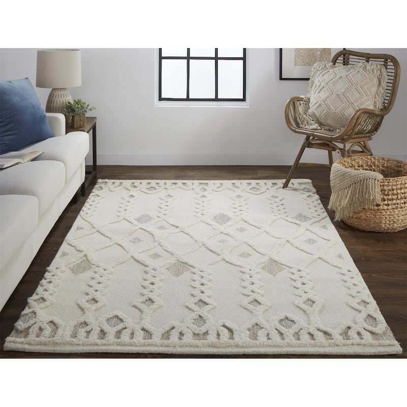Zowu Geometric Stain Resistant Area Rug By HomeRoots - 2' x 3'