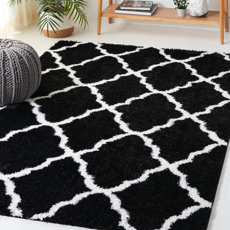 SAFAVIEH Tahoe Shag Etha Trellis 1.2-inch Thick Rug - 9' x 12' - Black/White