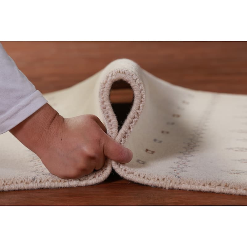 Hand Knotted Oriental 100% Wool Carpet Tribal Tribal Beige & Ivories Gabbeh Area Rug - 3' 0'' X 2' 0''