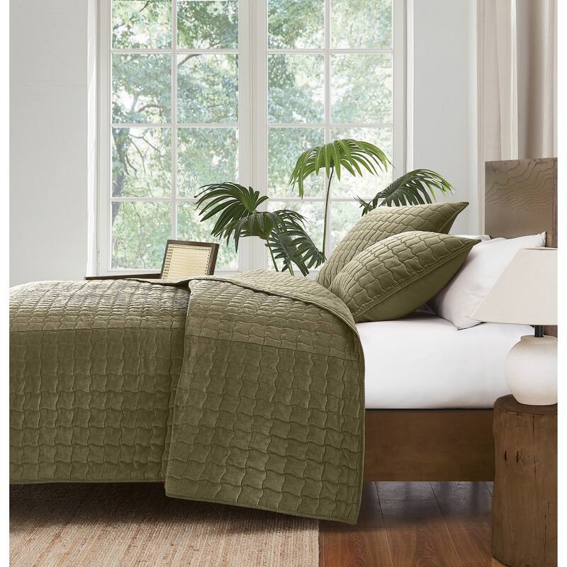 Brooklyn Loom Matte Cotton Velvet Wavy Square Quilt Set