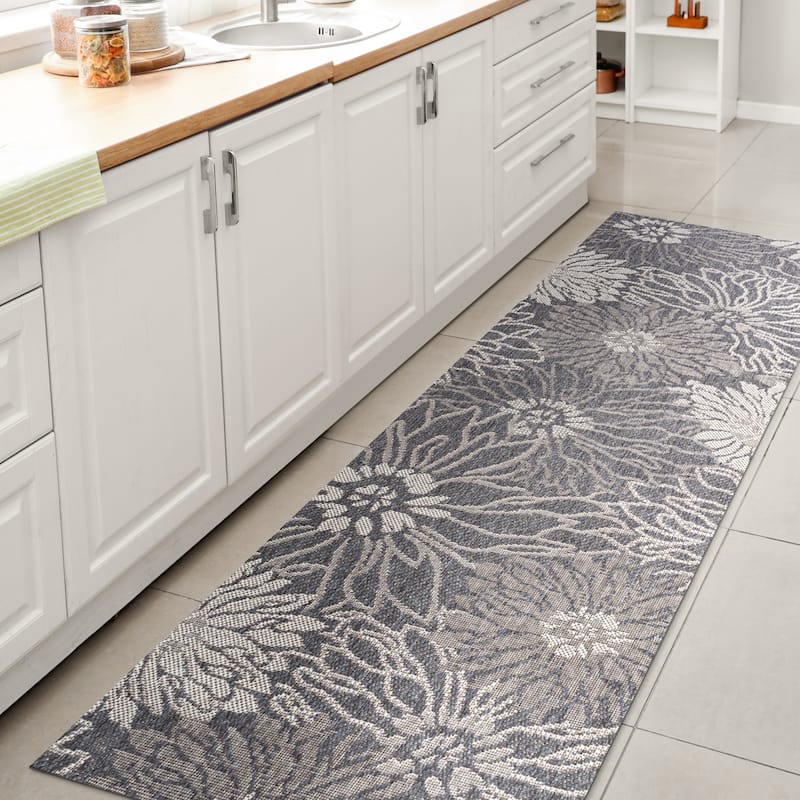 JONATHAN Y Lotus Modern All-Over Floral Indoor/Outdoor Area Rug