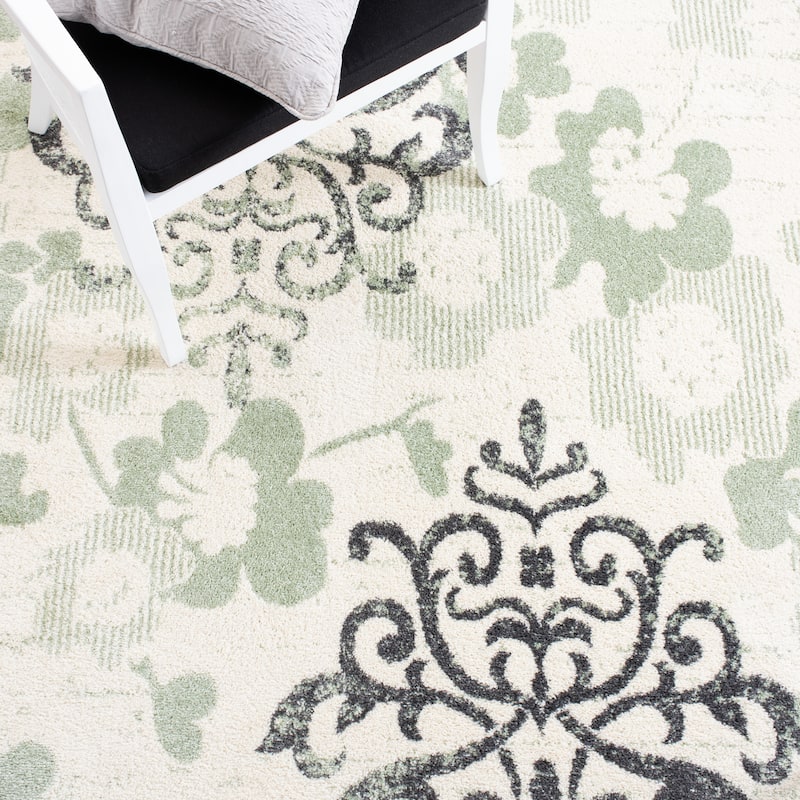 SAFAVIEH, Adirondack Rena Damask Floral Distressed Rug