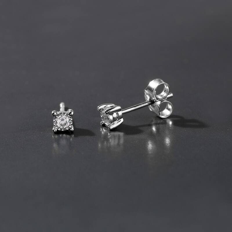 1/20ct - 3/4ct TDW Diamond Stud Earrings in Silver for Women - 1/10 ct - White